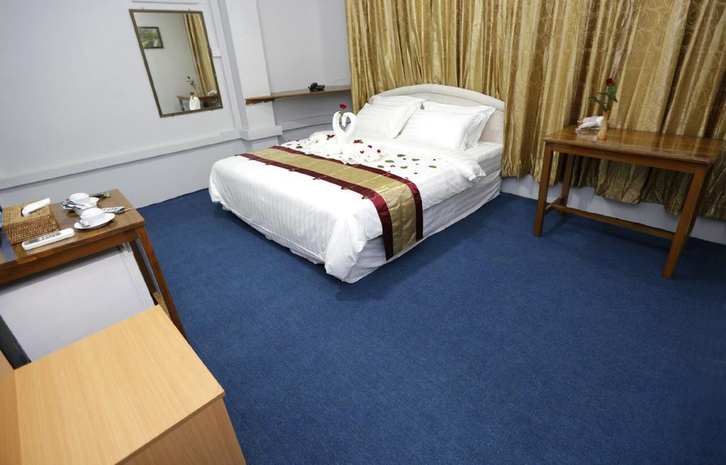 Vacation Hotel 仰光 外观 照片