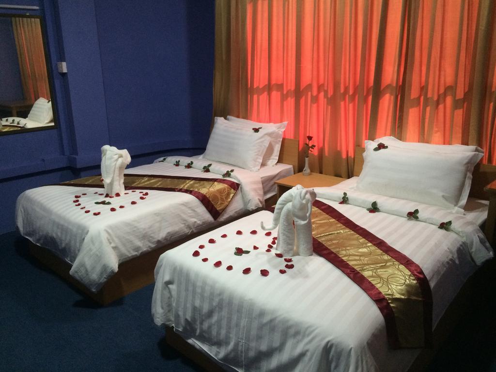 Vacation Hotel 仰光 外观 照片